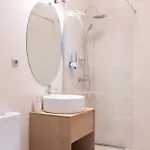Tower Apartment *